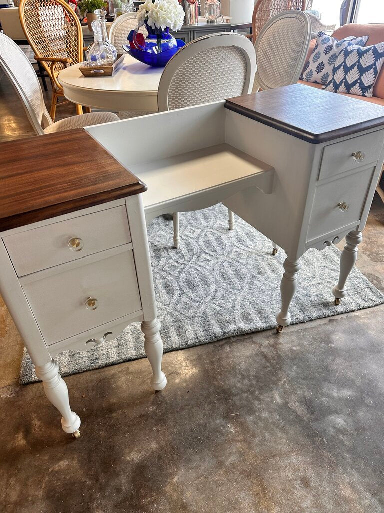 Vintage Vanity Table