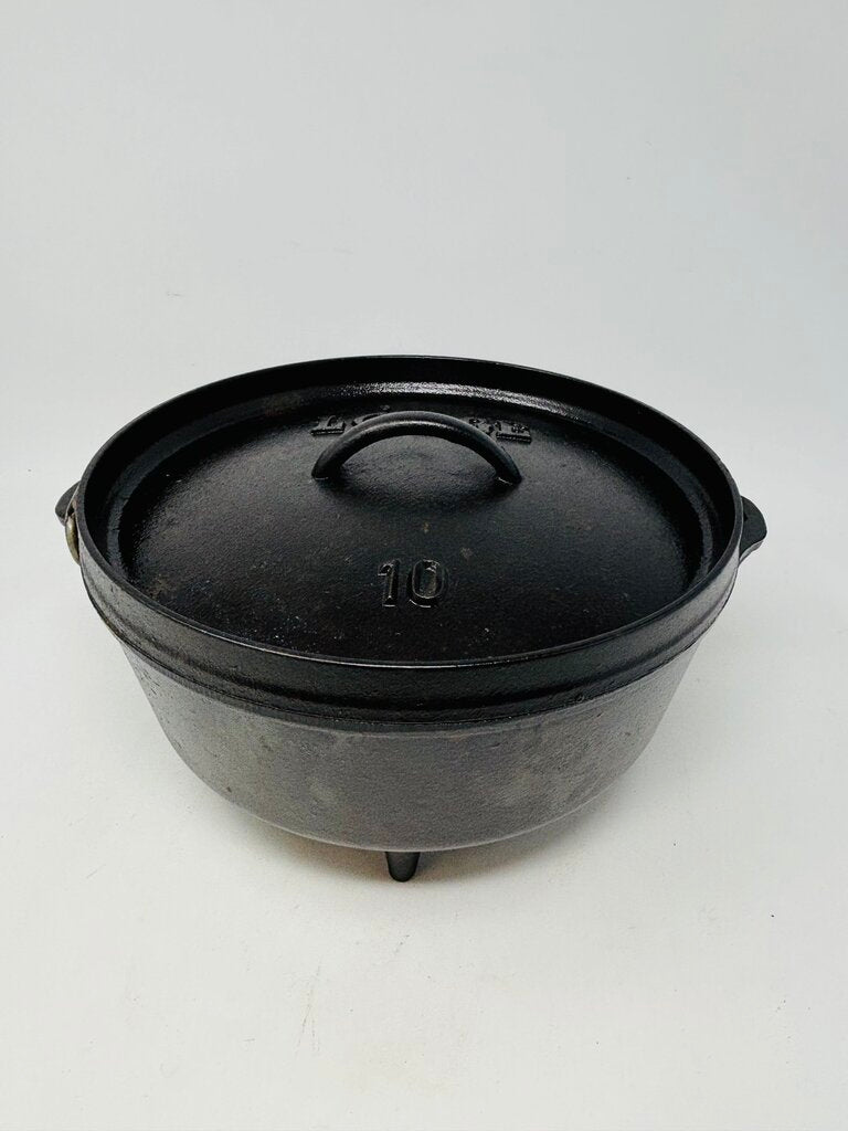 Cast Iron 10 inch Dutch Oven