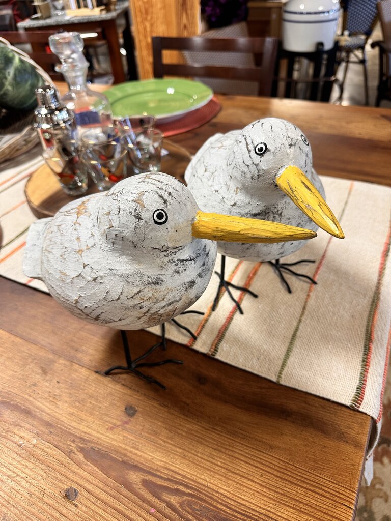 Wood Seagulls Pair