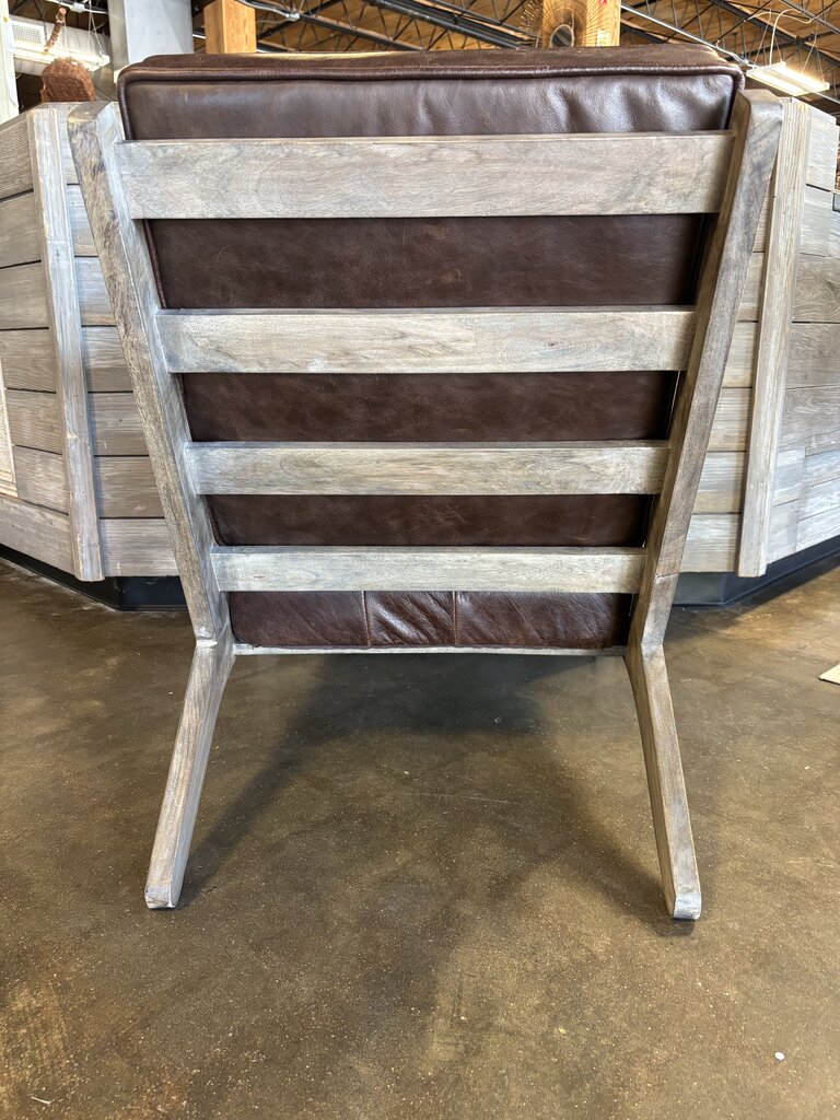 Leather/Wood Lounge Chair