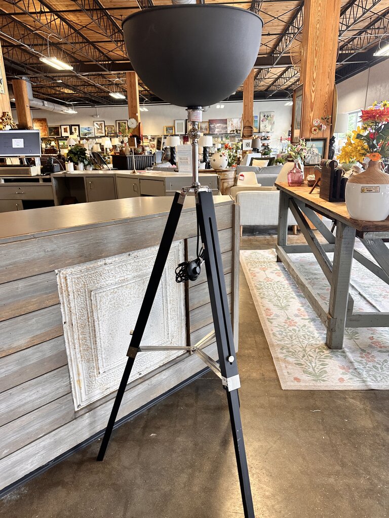 Industrial Style Metal Globe Tripod Adjustable Floor Lamp