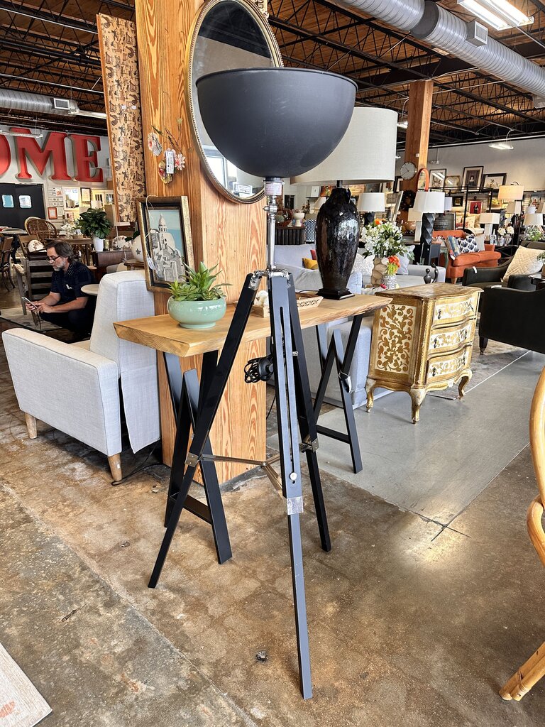 Industrial Style Metal Globe Tripod Adjustable Floor Lamp