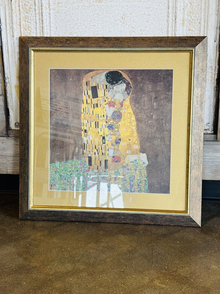 Framed Gustav Klimt The Kiss Print 20.5 X 20.5