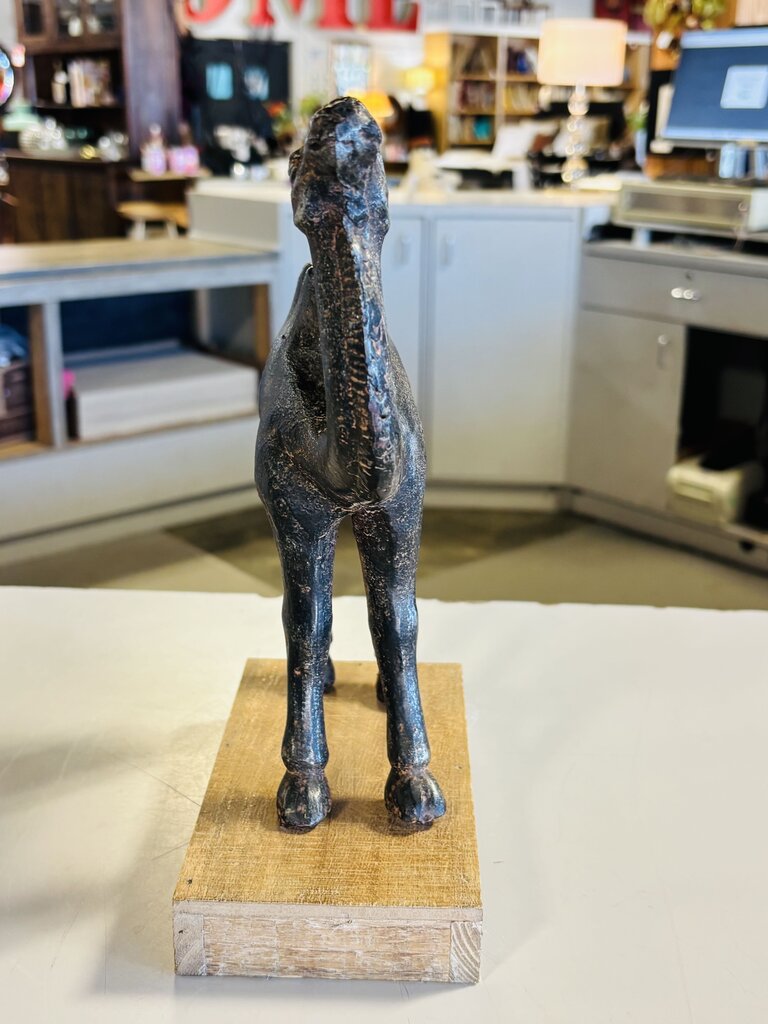 Metal Camel On Wod Base