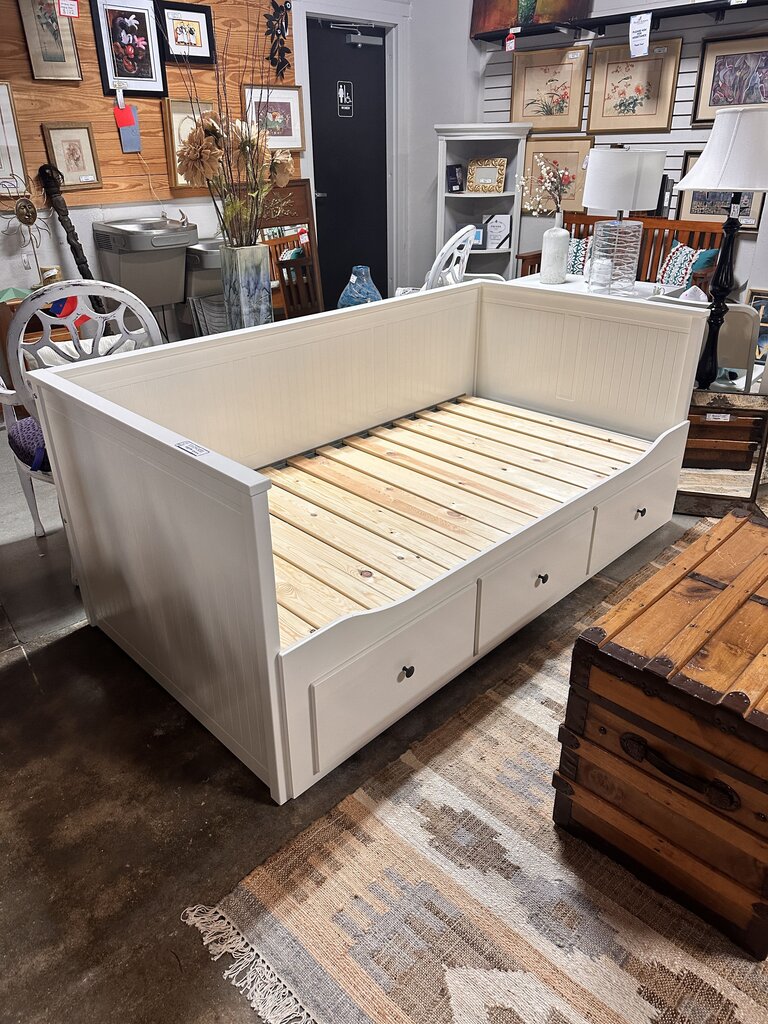 Hemnes Trundle Day Bed Storage