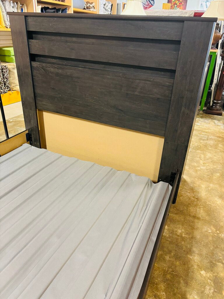 Brixton Queen Panel Bed