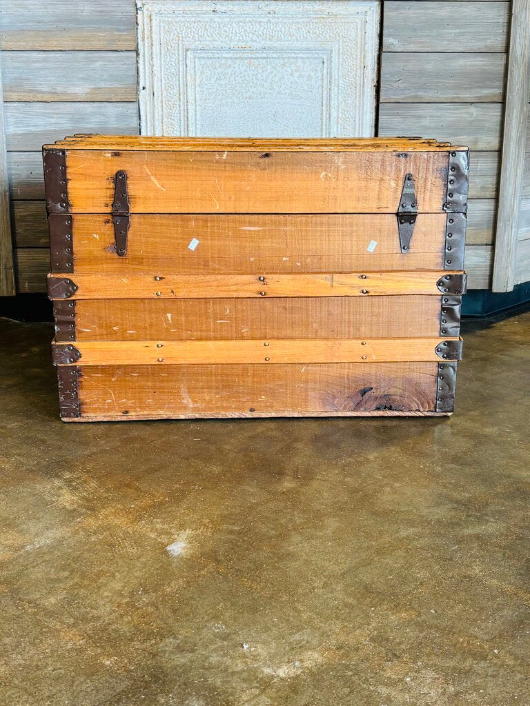 Vintage Steamer Trunk Storage Chest
