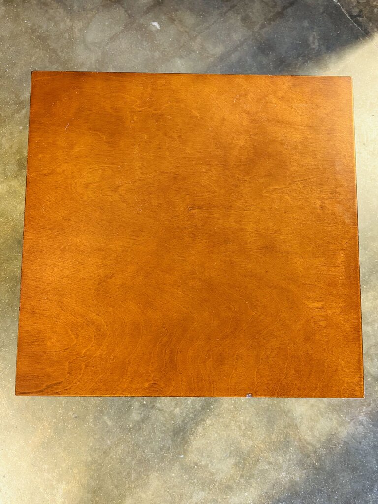 Wood End Table w/Curved Legs 20 X 16 X 23