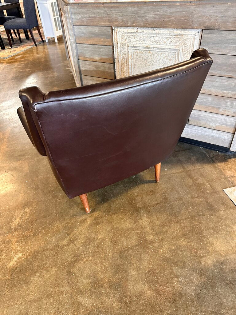Leather Club MCM Chair
