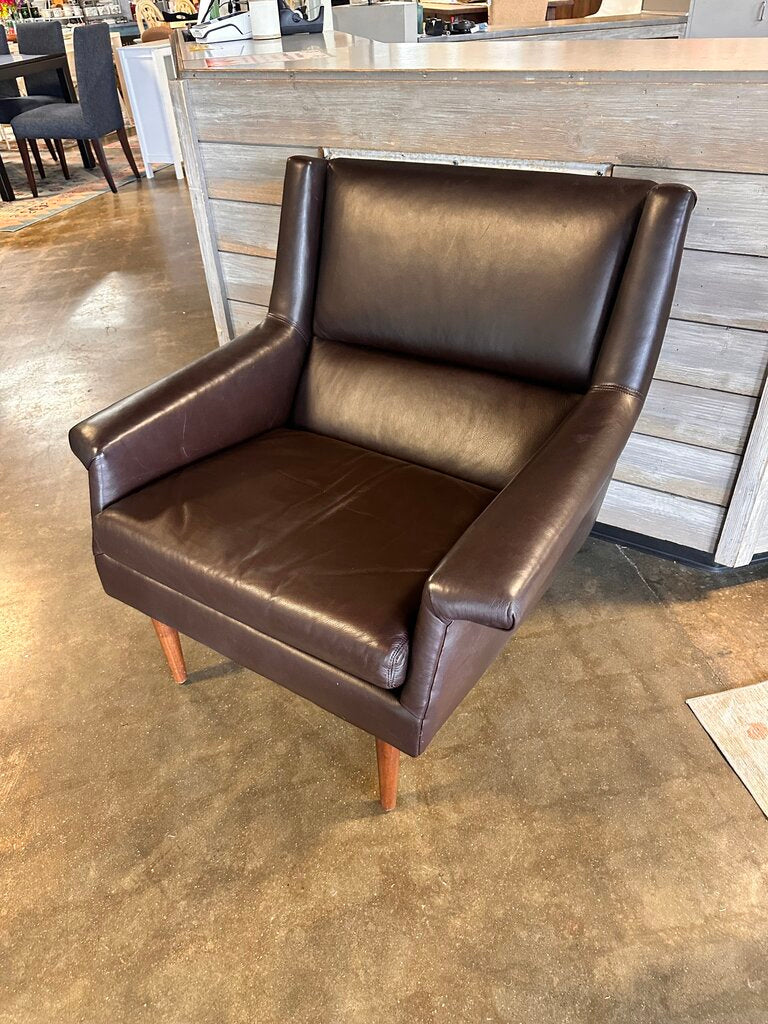 Leather Club MCM Chair