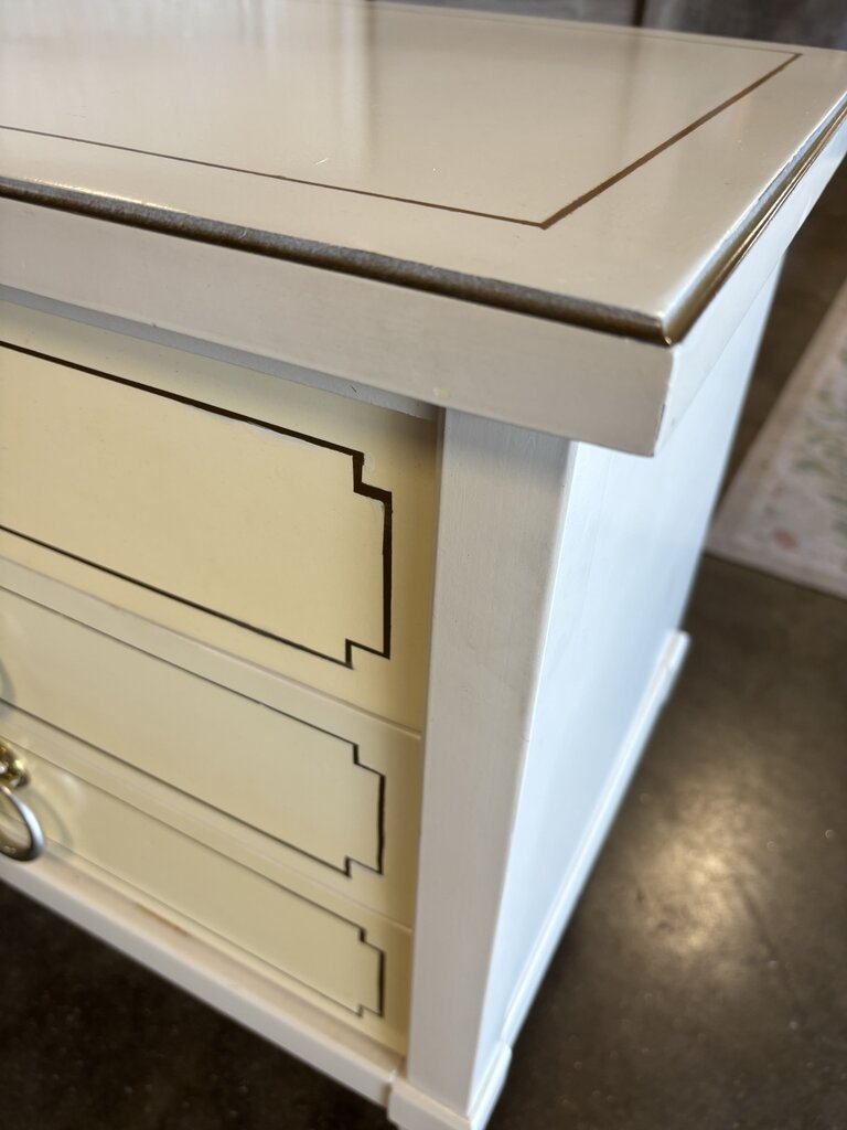 Vintage 3 Drawer Nightstand 23.25 X 13.25 X 23.75