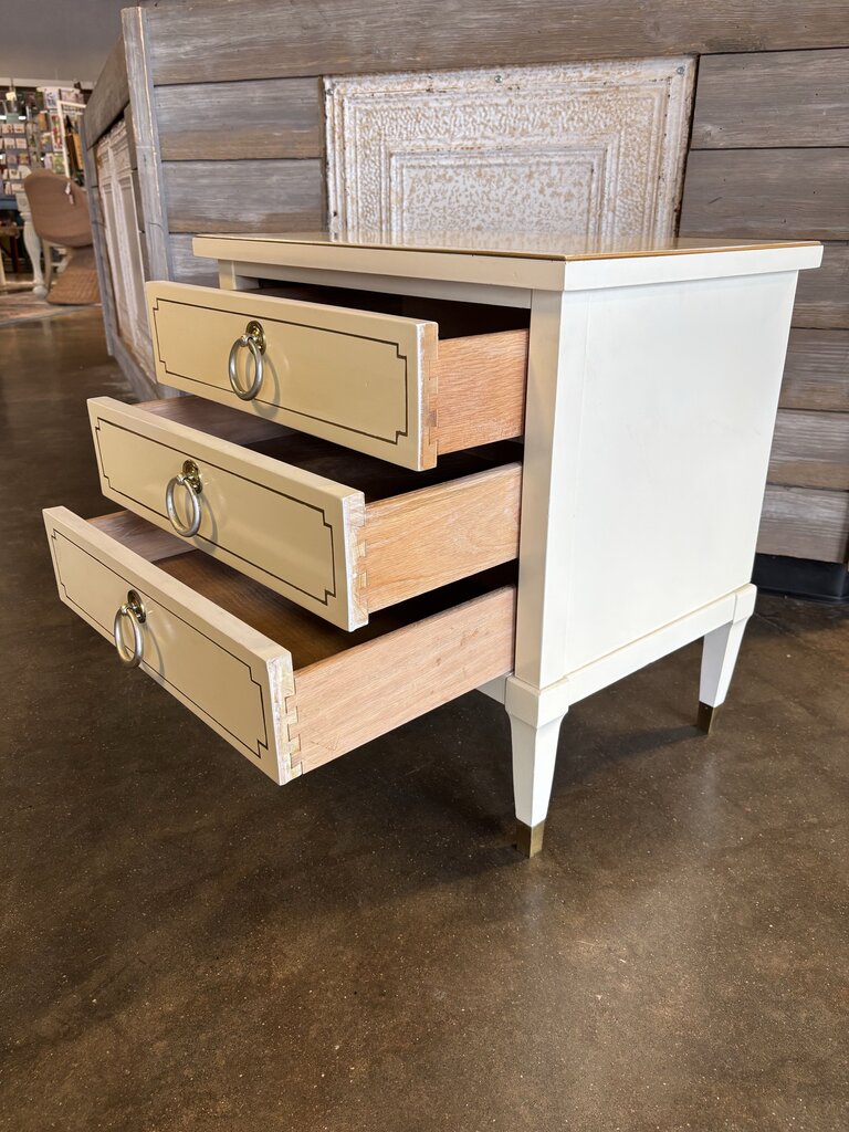 Vintage 3 Drawer Nightstand 23.25 X 13.25 X 23.75