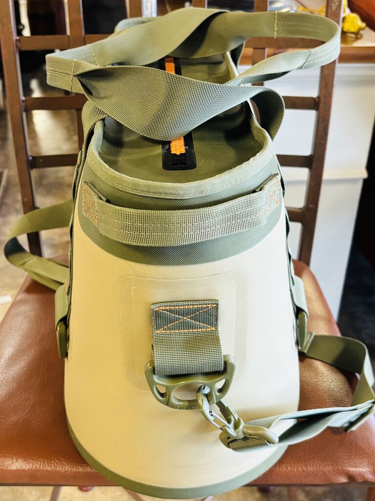 YETI Hopper Cooler