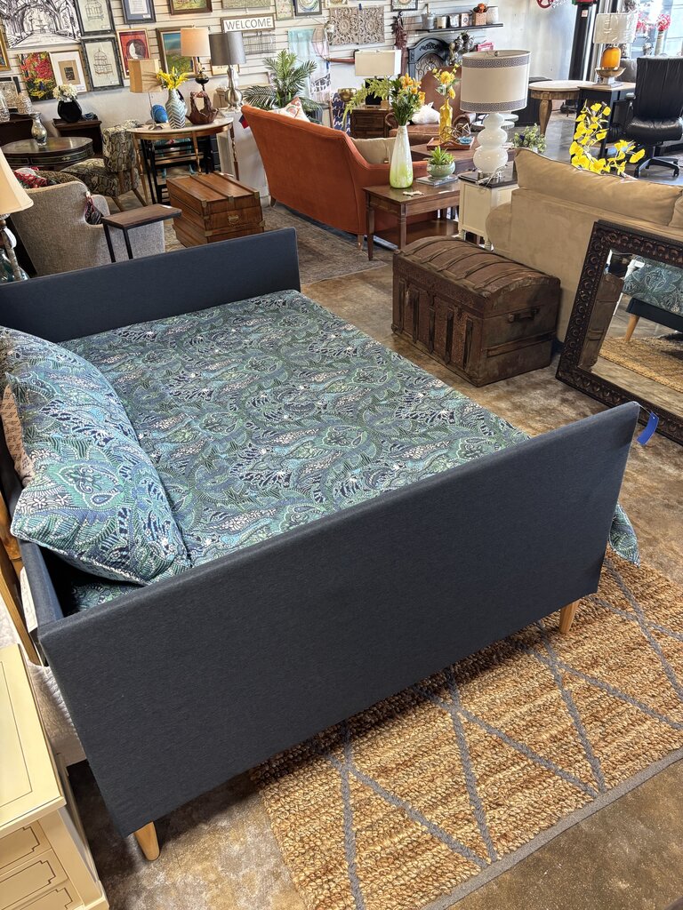 Full Fabric Daybed