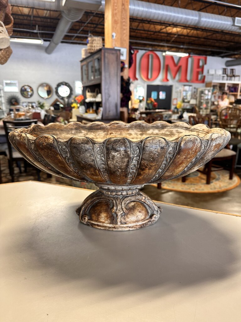 Ornate Pedestal Bowl w/Scalloped Rim