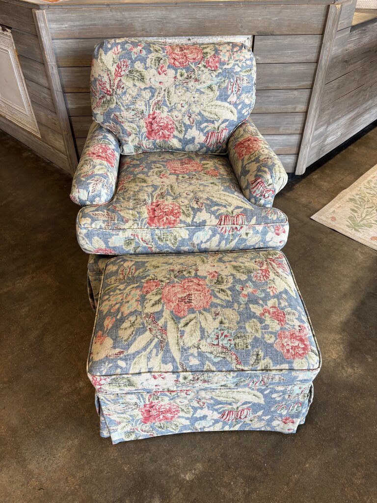 Arm Chair with Ottoman