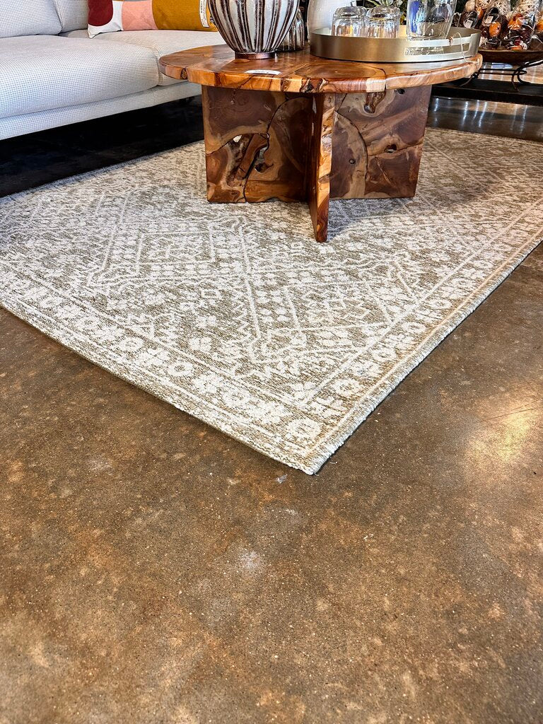 Area Rug 85 X 61