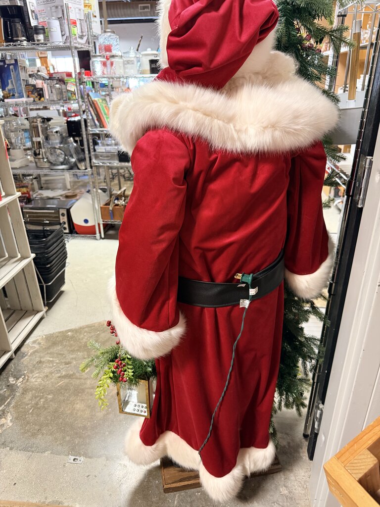 Life Size Santa with Tree, Lantern