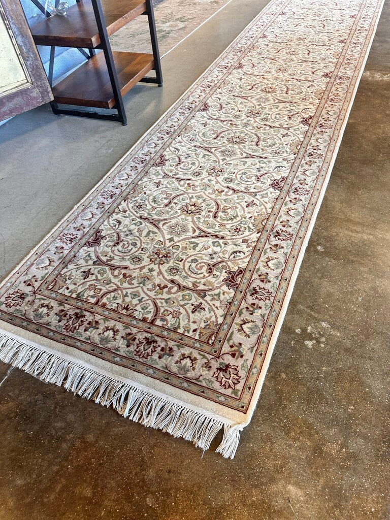 Traditional Wool Runner