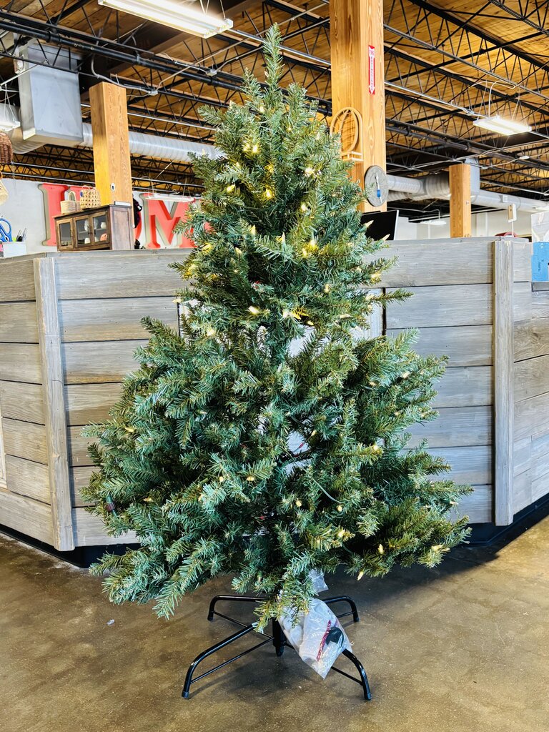 4" Foot Lighted Christmas Tree