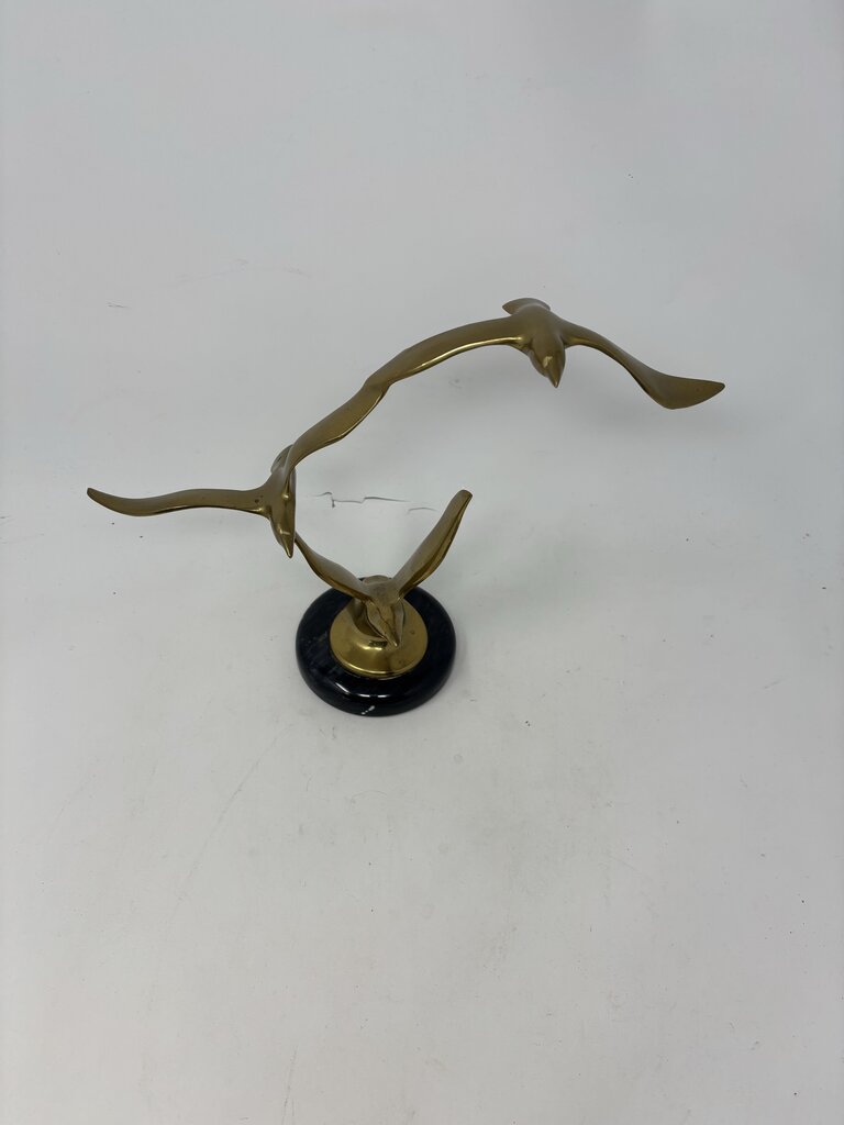 3 Gold Seagulls Statue