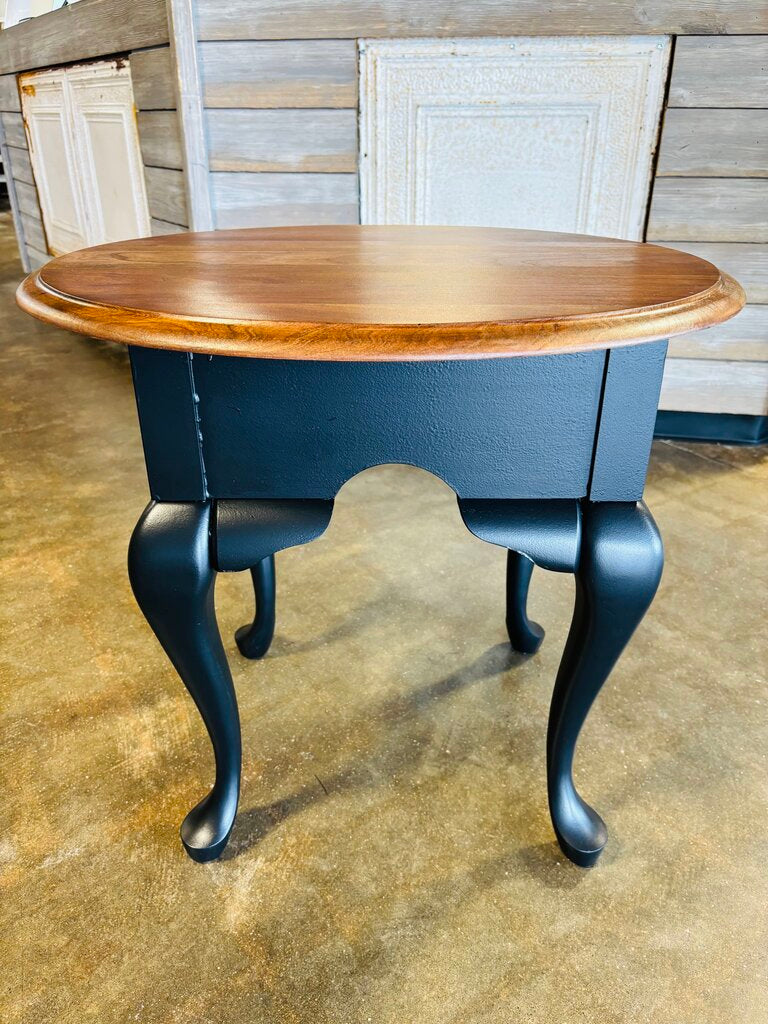 Painted One Drawer End Table 22 x 25.5 x 23H