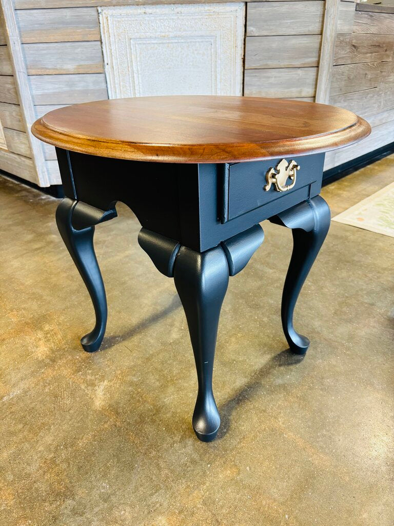 Painted One Drawer End Table 22 x 25.5 x 23H