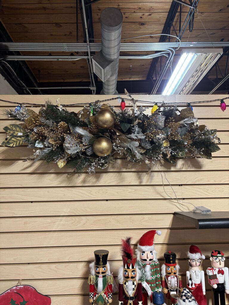 Silver Berry Magnolia Garland Frontgate