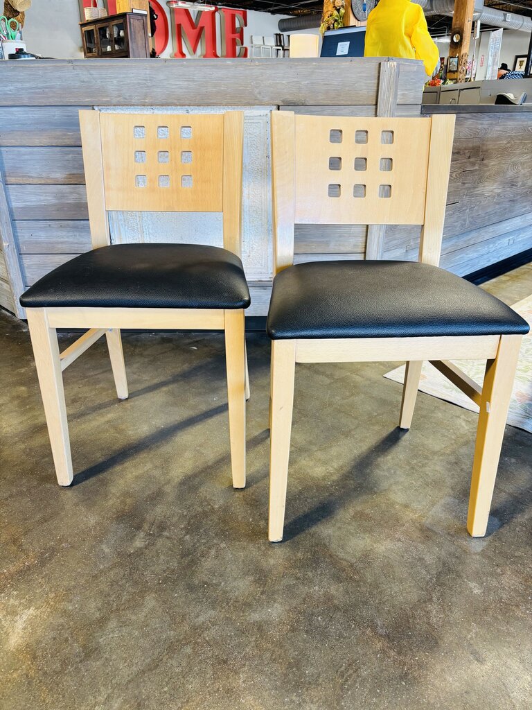 Set 2 Wood Dining Chairs