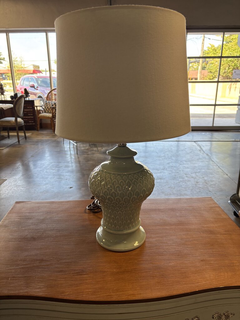 Pinecone Like Ceramic Lamp