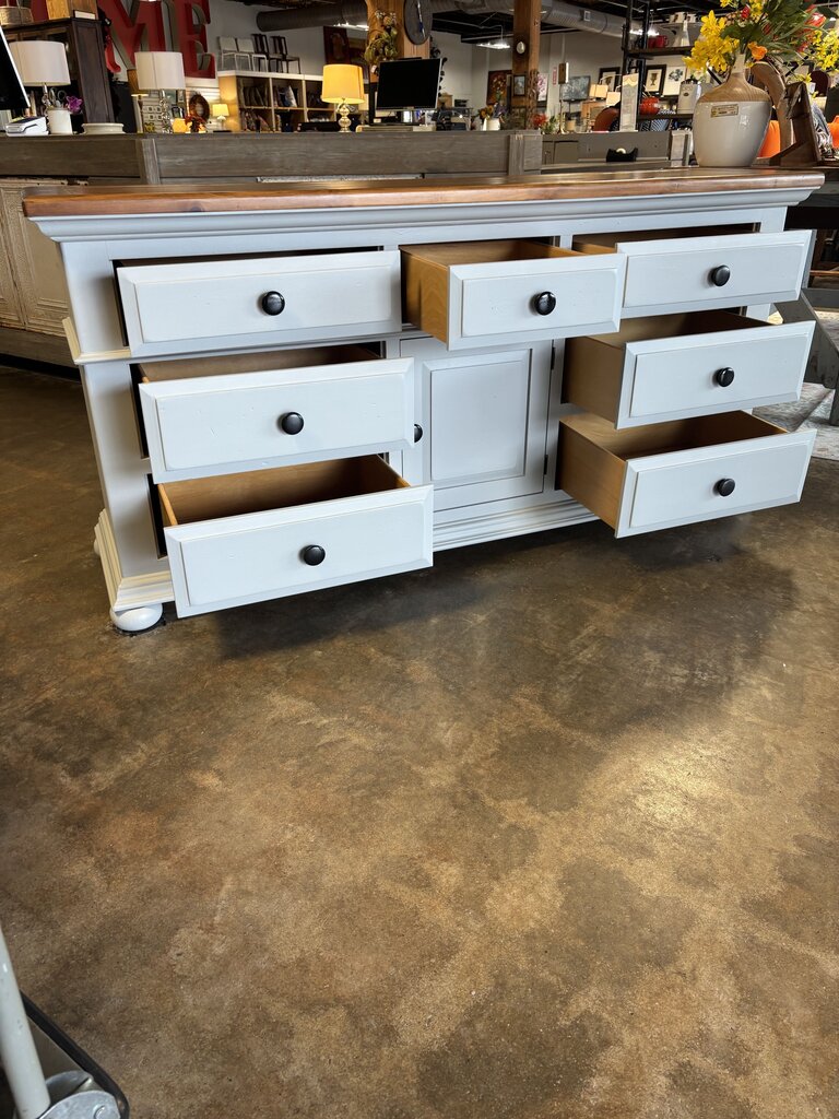 Painted 7 Drawer Dresser 70 X 19 X 34