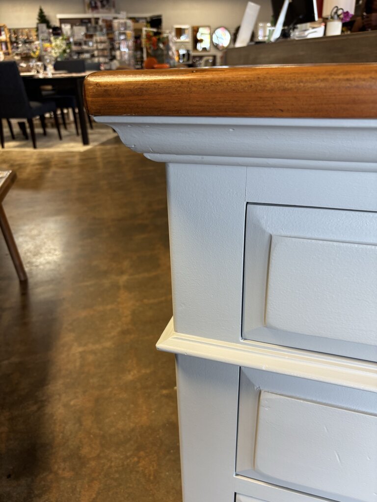 Painted 7 Drawer Dresser 70 X 19 X 34