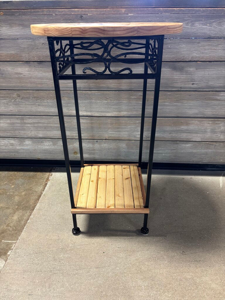 Round Top Metal Accent Table 17"R 29"H