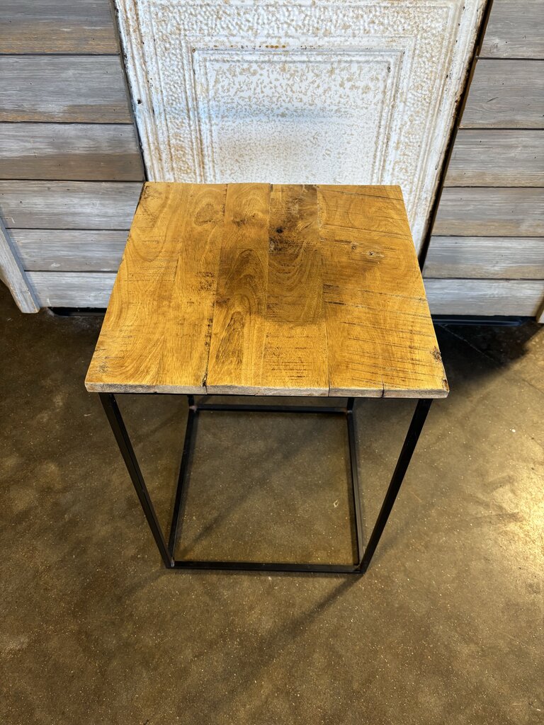 Wood/Metal Accent Table 16.25 X 16.25 X 24