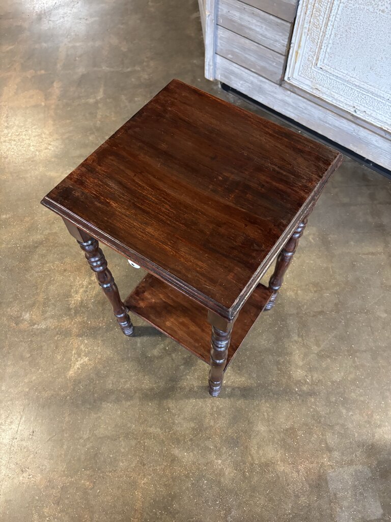 Turn Leg One Drawer End Table 16 X 16 X 29