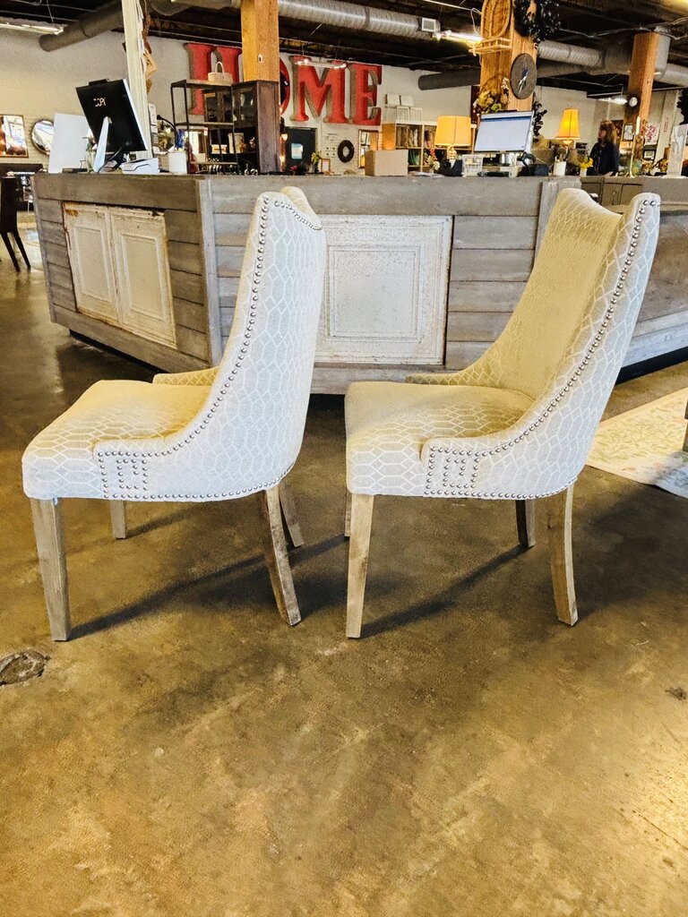 Set 2 Dining Room Chairs