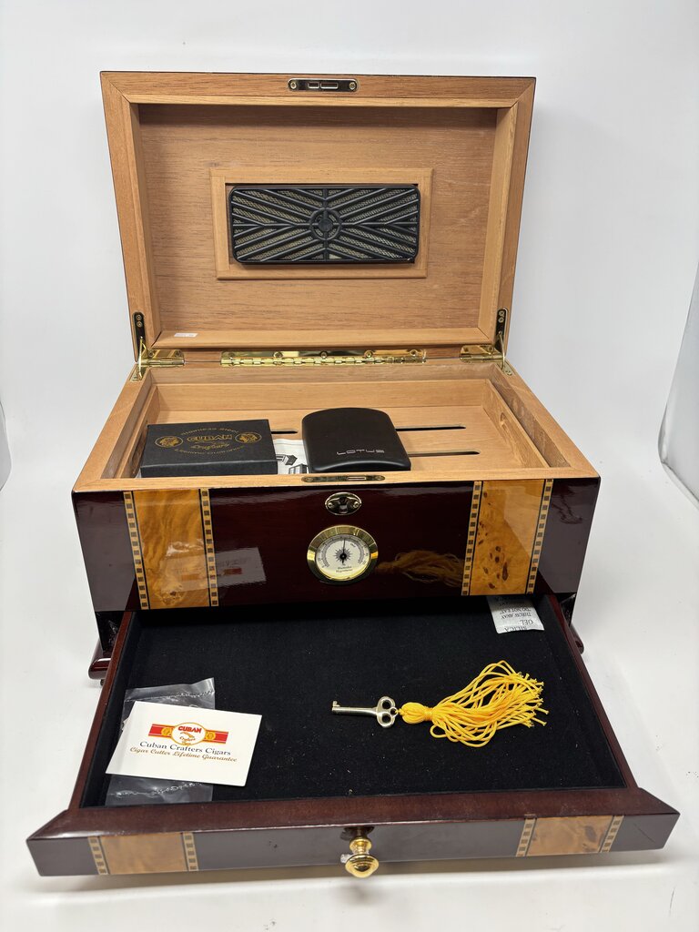 Cigar Humidor with Lighter, Cutter, Key