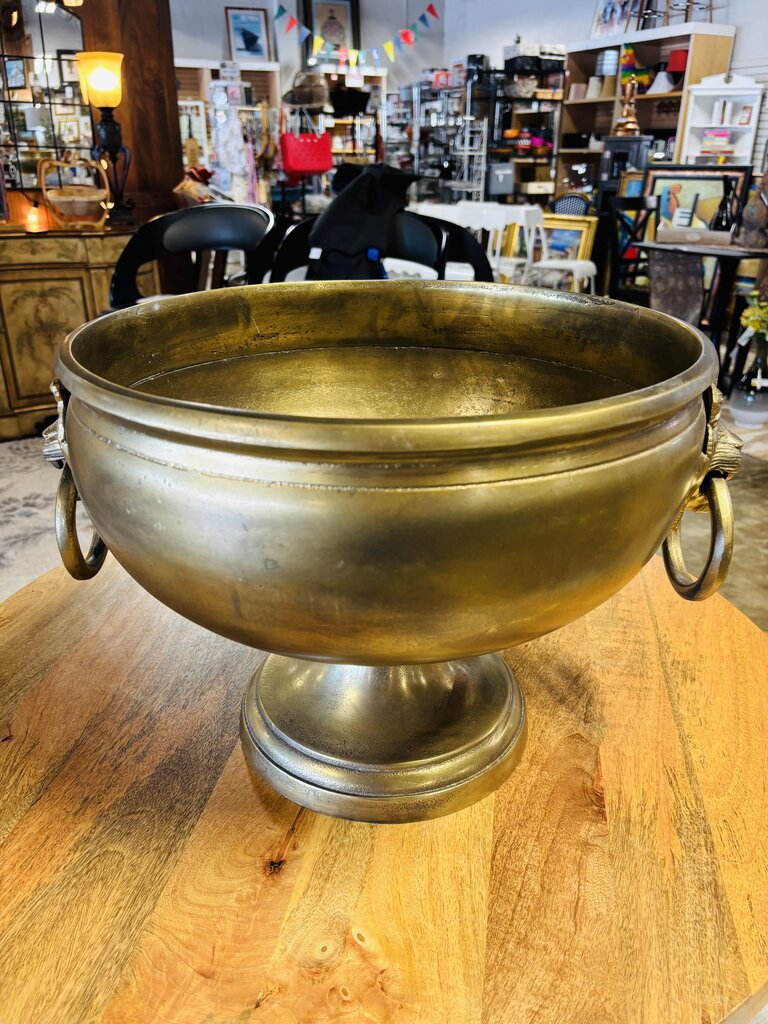 Lion Head Pedestal Bowl