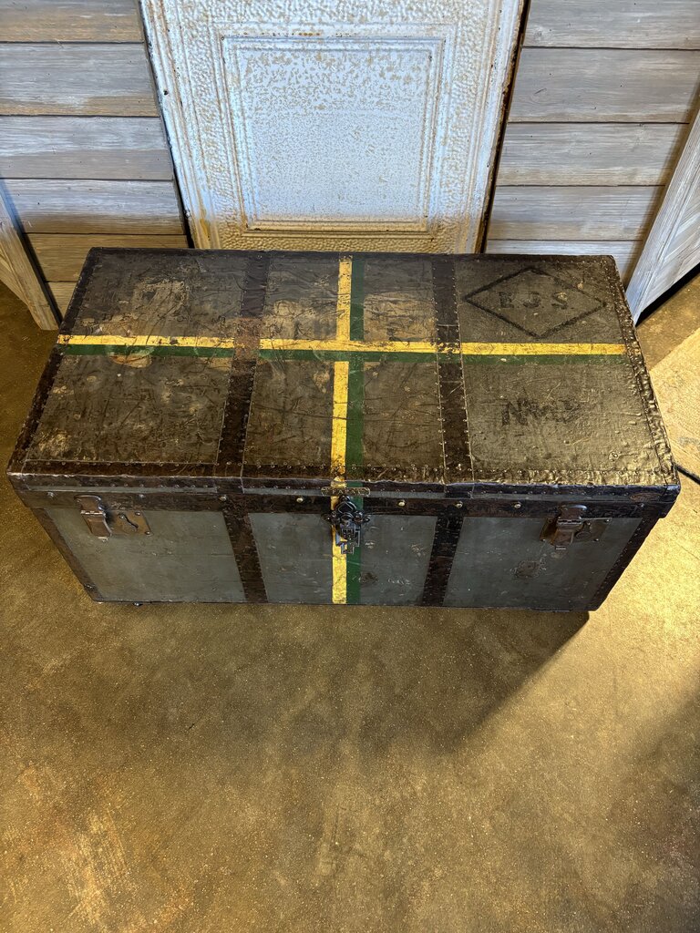 Vintage Flat Top Trunk 60 X 24.5 X 16