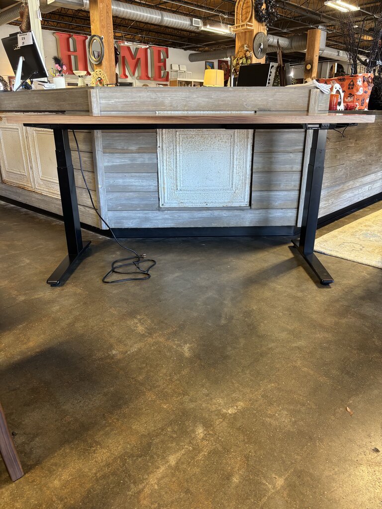 Adjustable Motorized Desk