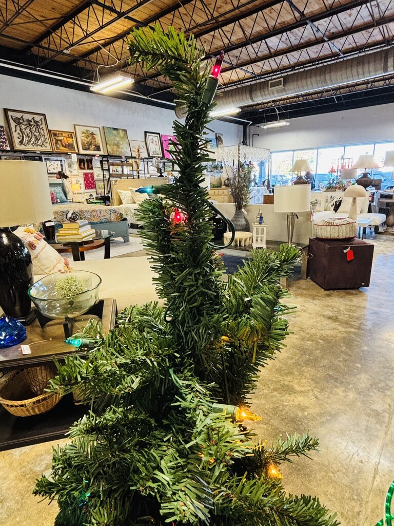 4 Ft Pre Lit Tree