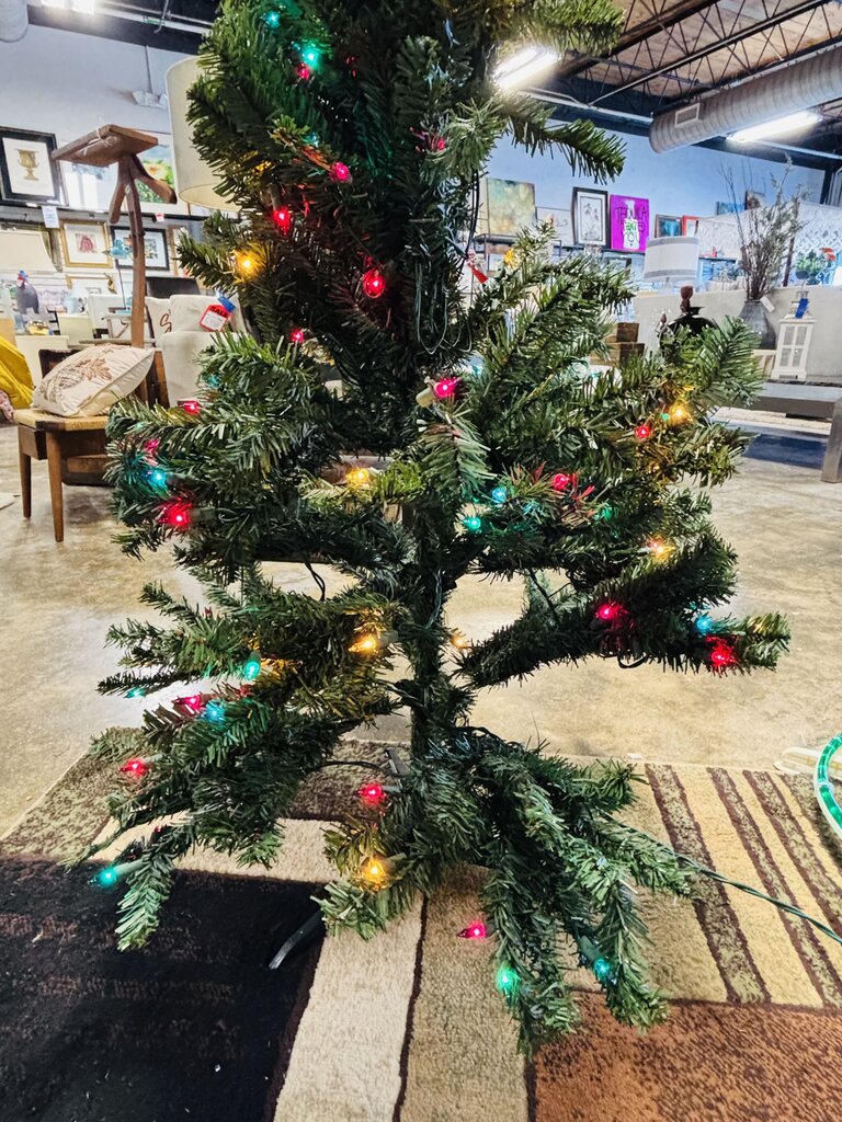 4 Ft Pre Lit Tree