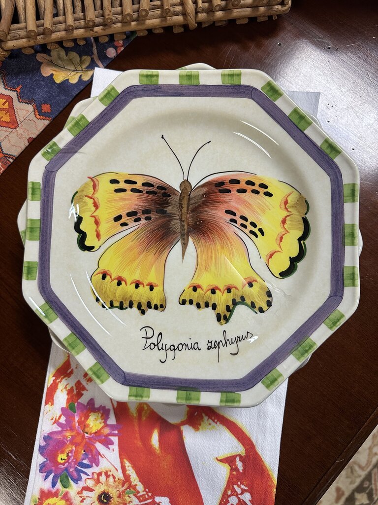 Set 4 Butterfly Plates