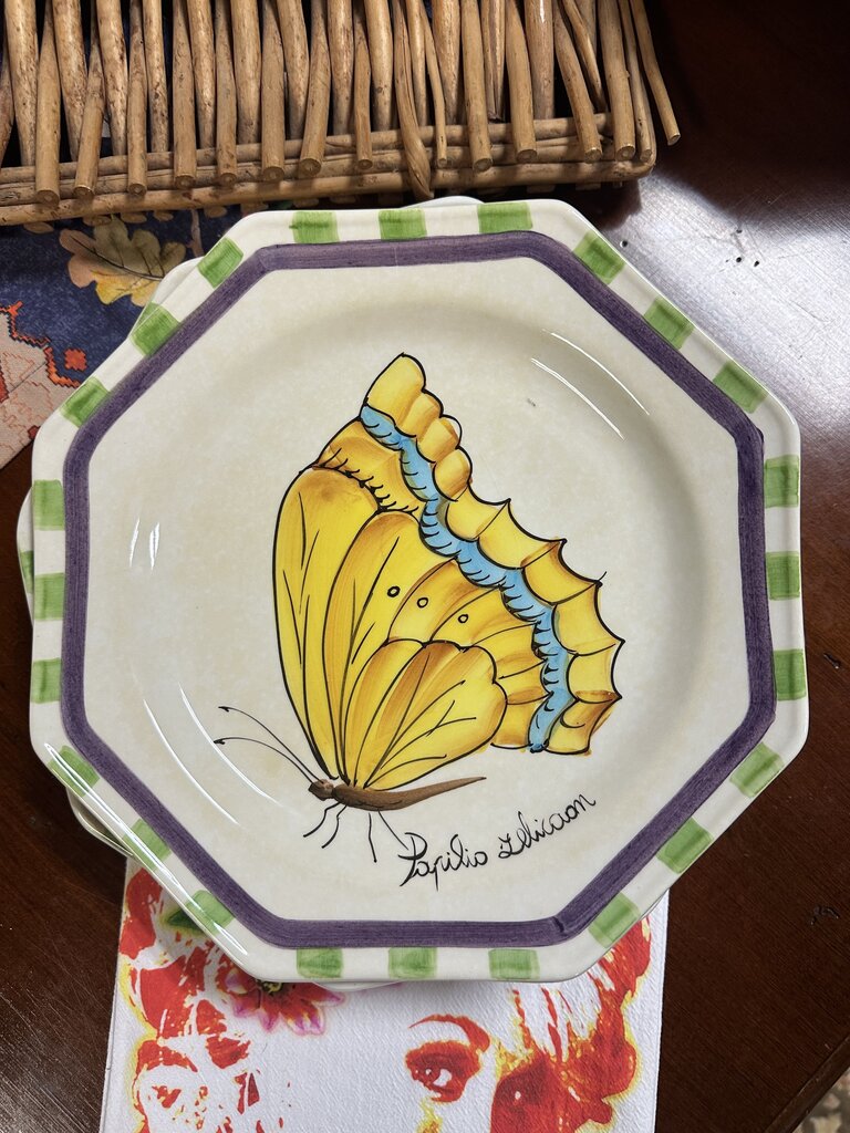 Set 4 Butterfly Plates
