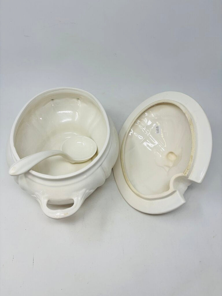 Whittier Pottery Soup Tureen with Ladle