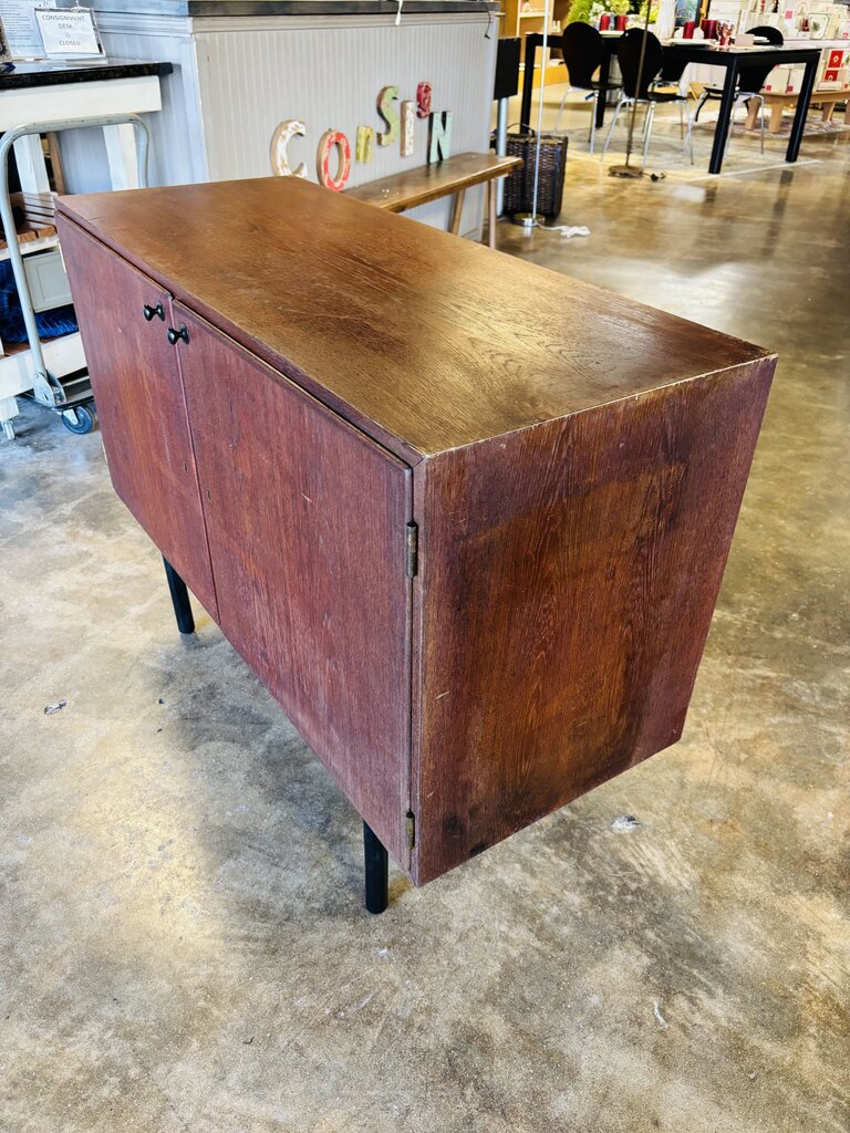 MCM 1070's Credenza Cabinet 42.5 X 16.75 X 32