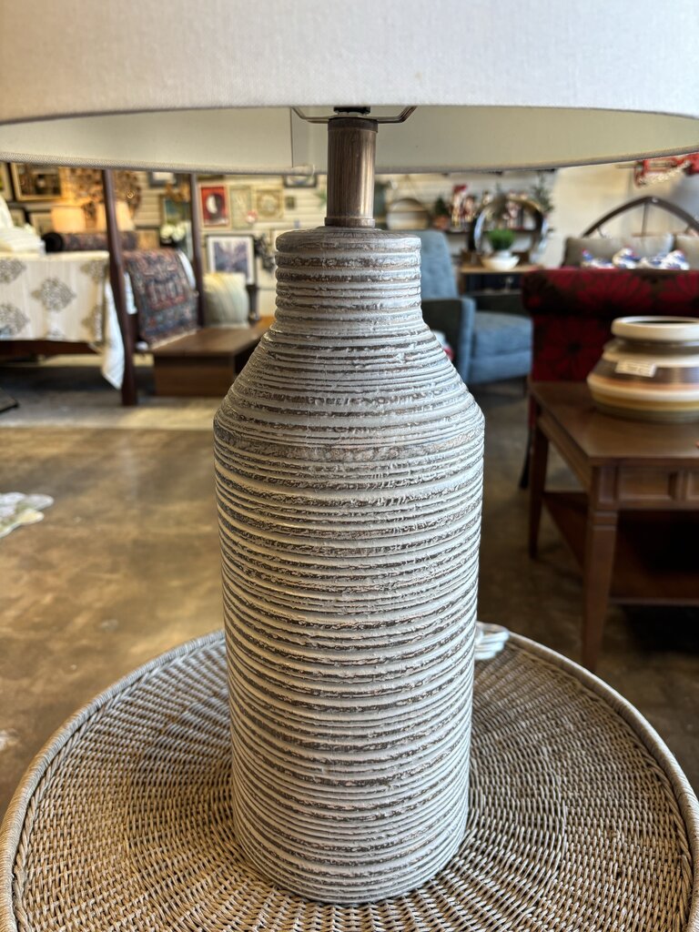 Ribbed Resin Base Lamp