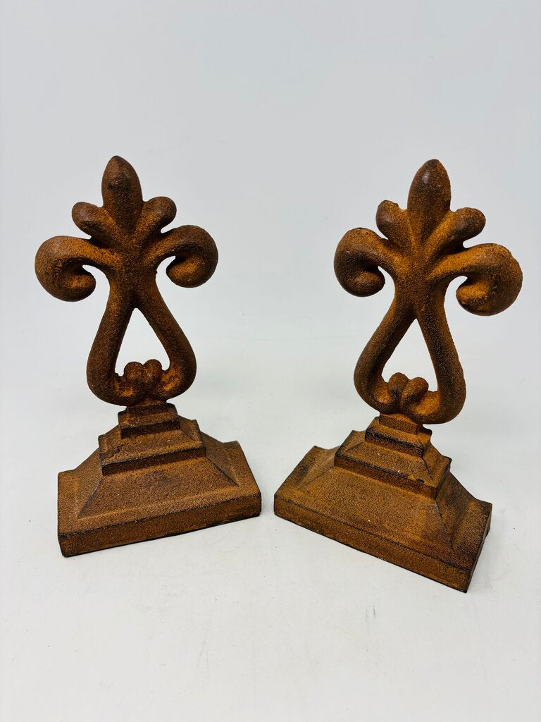 Rustic Cast Iron Fleur-de-lis Bookends