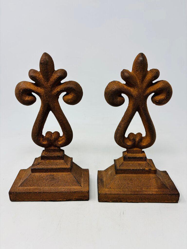 Rustic Cast Iron Fleur-de-lis Bookends